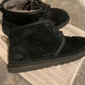 Black Ugg boots